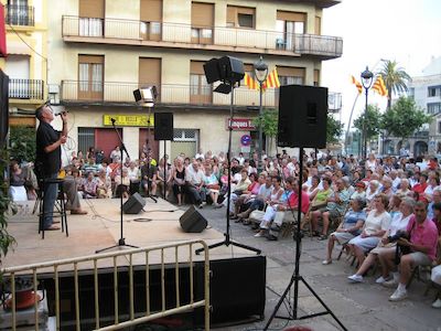Nit de cl�nics: Joan Manuel Serrat, a c�rrec de l'arenyenc Jordi Puigvert