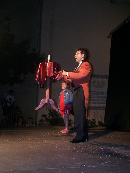 Enric Magoo a la pla�a de l'Esgl�sia