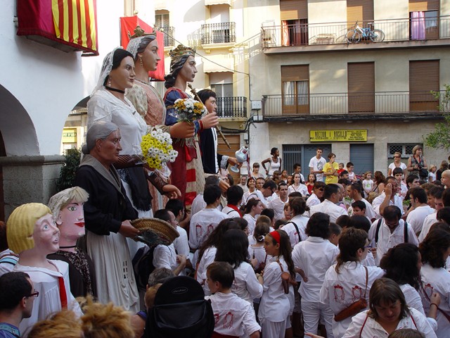 Cercavila de gegants i nans