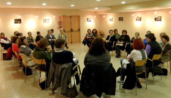Tert�lia de novel�la - Associaci� de Dones per la Igualtat