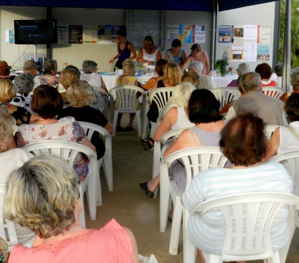 Biblioplatja - Demostraci� de cuina d'estiu amb Rosario Montoza