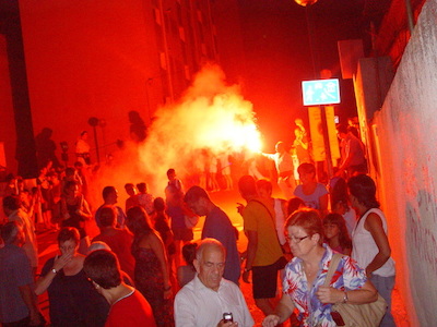 Cercavila nocturna de gegants