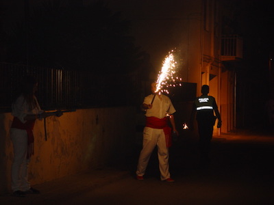 Cercavila nocturna de gegants