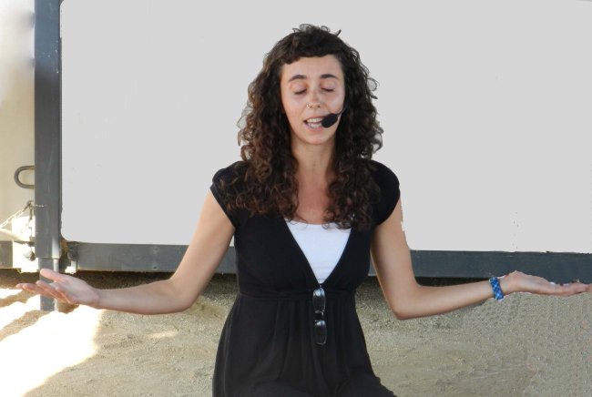 Hora del conte amb Iara Estrella