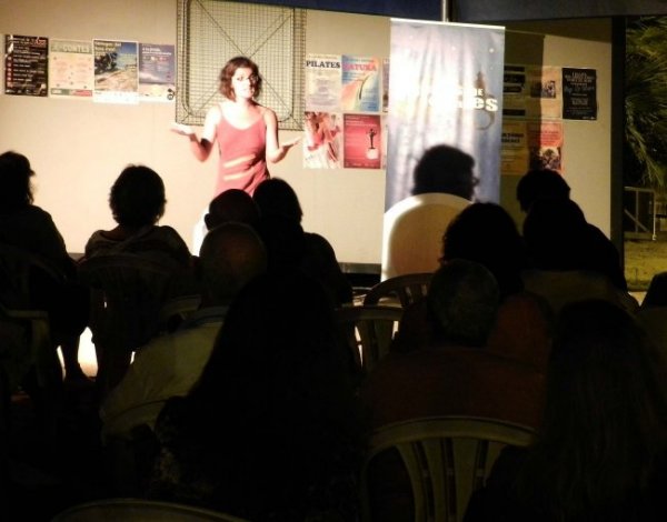 Arenys de contes amb M�nica Torra