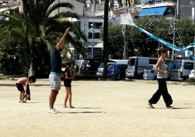 Taller i volada d'estels en record de Quico Bertran