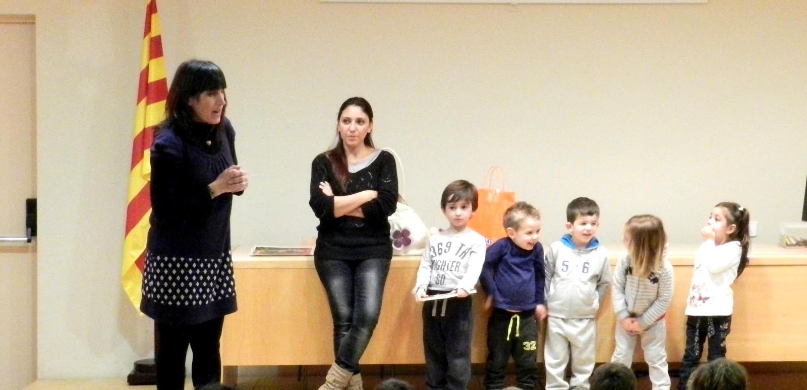 Hora del conte amb Val�ria P�rez (20.12.2012)