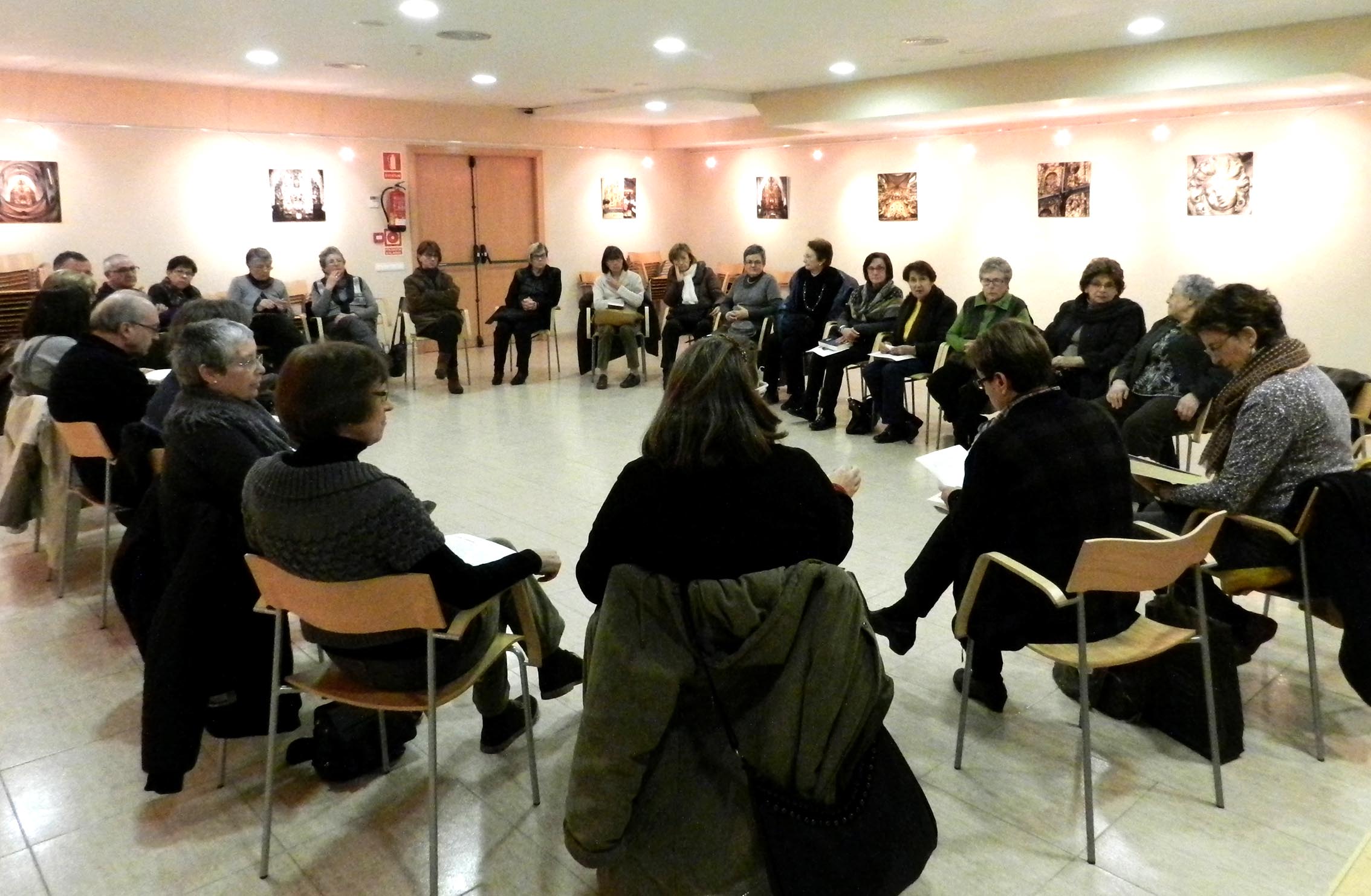 Tert�lia de novel�la amb Raymond Zorrilla (21.01.2013)