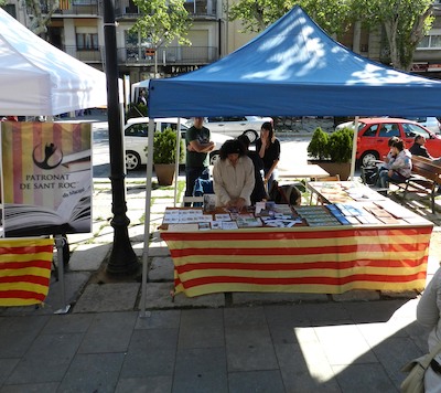 La Biblioteca surt al carrer per Sant Jordi (23.04.2013)