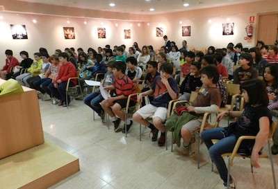 Trobada amb l'escriptora Laia Longan (17.05.2013) - Escola Joan Maragall