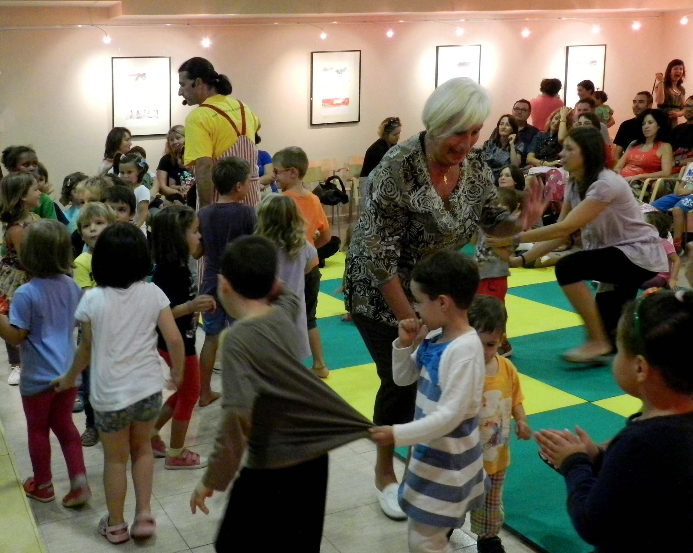 Hora del conte amb 3/4 de 15 (19.09.2013)