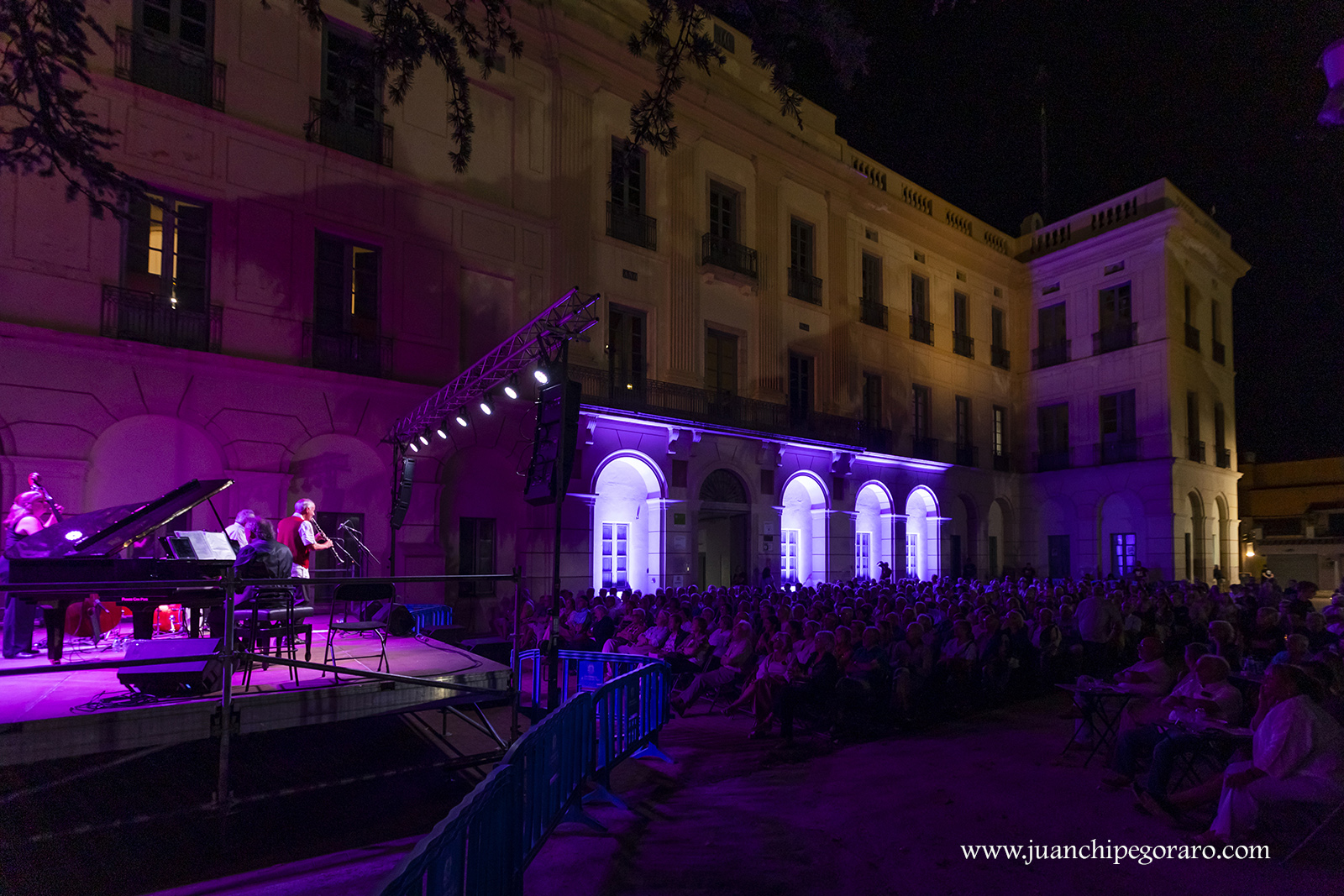 Imatges del 33 Festival de Jazz d'Arenys de Mar - 2025 - Foto 38571138