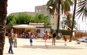 La Biblioplatja, a la platja de la Pic&ograve;rdia