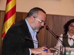 Joaquim Ponsarnau i Cardel&uacute;s durant una intervenci&oacute; en el ple municipal