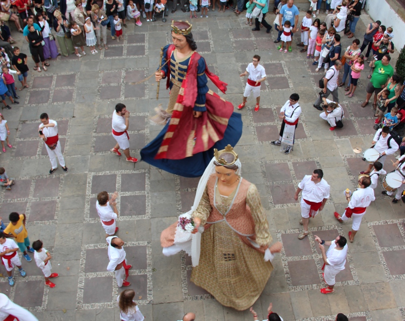 Ajuntament d'Arenys de Mar - Estem de Festa Major!