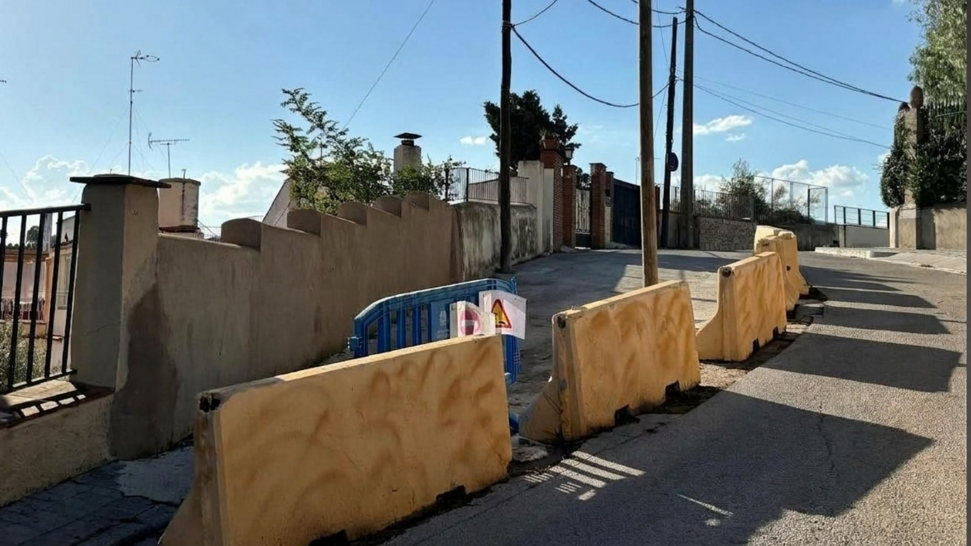 represa de les obres del mur plana parad�s-carrer olivar el pr�xim 13 d'octubre