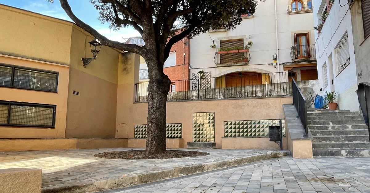 festa d'inauguraci� de la remodelada pla�a de la mina